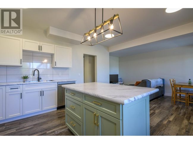 356 Gleneagles Dr, House other with 6 bedrooms, 5 bathrooms and 2 parking in Kamloops BC | Image 23