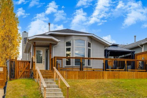 228 Deer Ridge Pl Se, Calgary, AB, T2J6X6 | Card Image