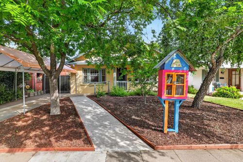 3957 Miller Way, Sacramento, CA, 95817-1330 | Card Image