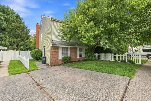 89 Braithwaite Ln, QUAKERTOWN, PA, 18951-1004 | Card Image