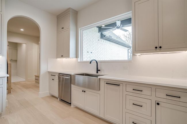 269 Sugartree Cir, House other with 5 bedrooms, 5 bathrooms and null parking in Lipan TX | Image 12