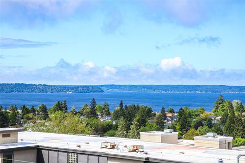 a-4515 44th Ave Sw, Seattle, WA, 98116-4116 | Card Image