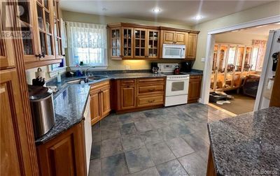 1170 Rte 105, House other with 5 bedrooms, 4 bathrooms and null parking in Douglas NB | Image 3