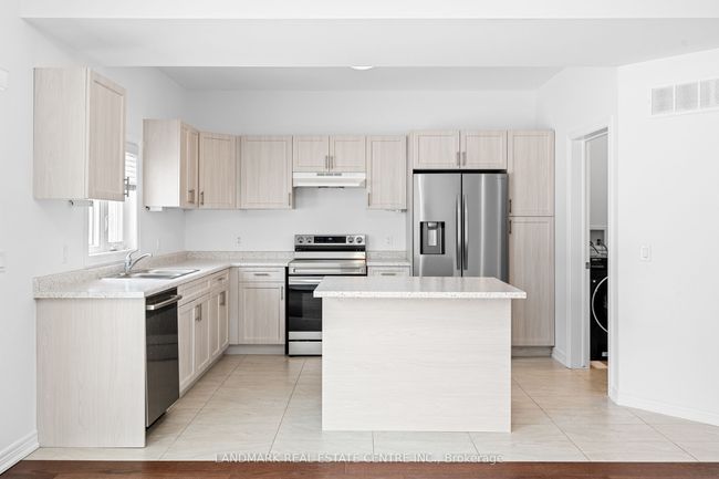 41 Autumn Ave, House other with 5 bedrooms, 4 bathrooms and 2 parking in Thorold ON | Image 9