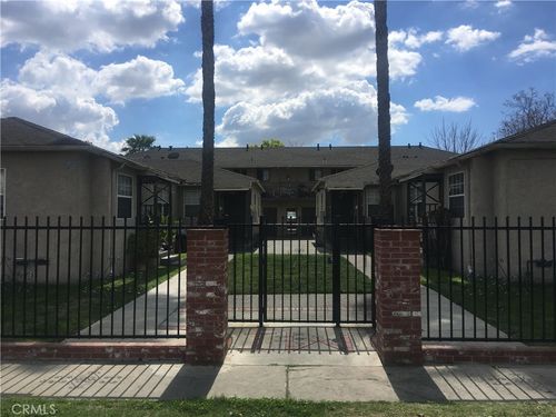 422-12c-422 W Palm Street, Compton, CA, 90220 | Card Image