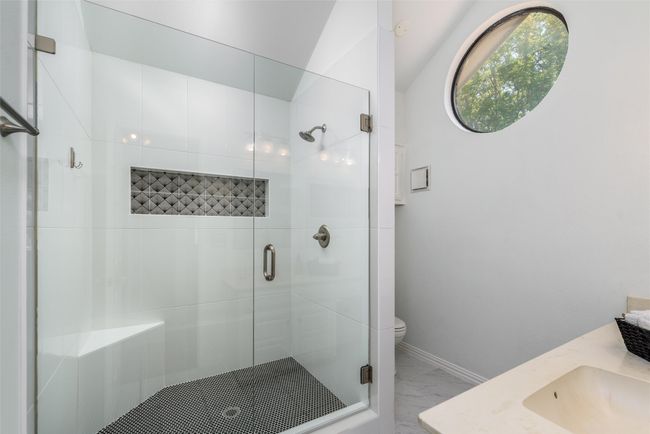 4045 Morman Ln, House other with 2 bedrooms, 3 bathrooms and null parking in Addison TX | Image 23