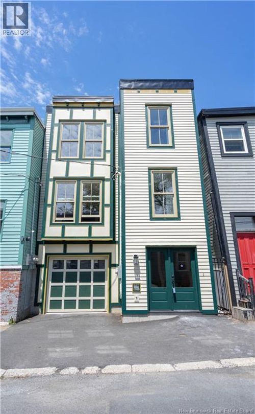 23 Harding St, Saint John, NB, E2L1T5 | Card Image