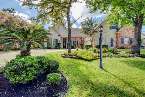40 W Oaks Ct, Montgomery, TX, 77356-8618 | Card Image