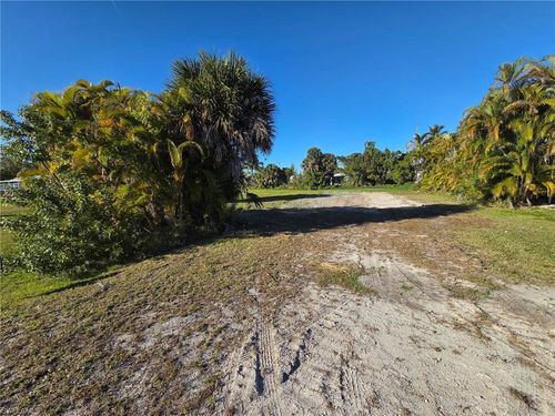 7840 Raymary St, Bokeelia, FL, 33922-1901 | Card Image