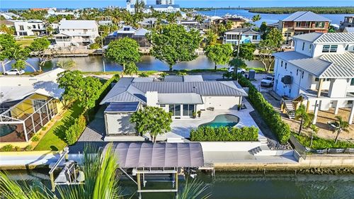 5 Glenview Manor Dr, FORT MYERS BEACH, FL, 33931-4008 | Card Image