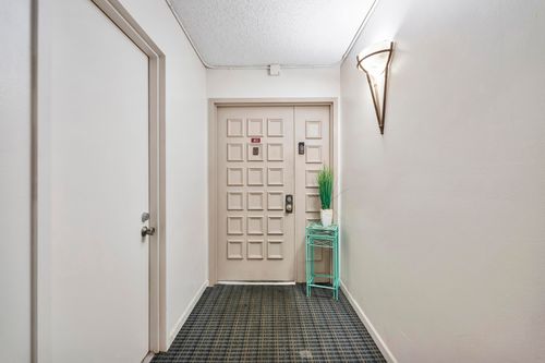 401-7001 Environ Blvd, Lauderhill, FL, 33319-4273 | Card Image