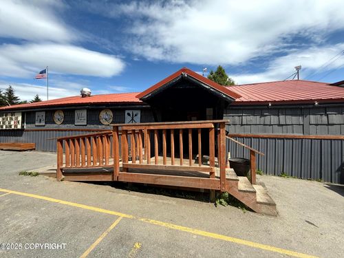 453 E Pioneer Ave, Homer, AK, 99603-7622 | Card Image