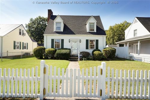 3807 Venable Ave, Charleston, WV, 25304-1531 | Card Image