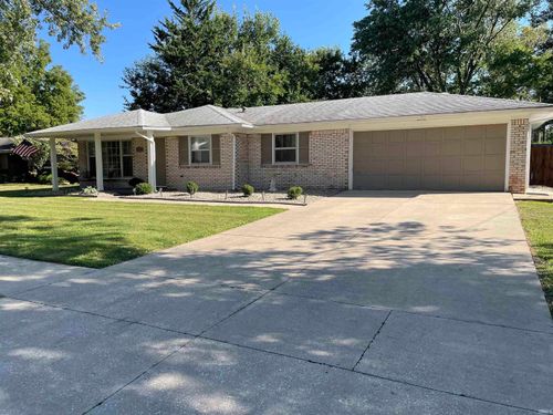 3209 W Twickingham Dr, Muncie, IN, 47304-1060 | Card Image