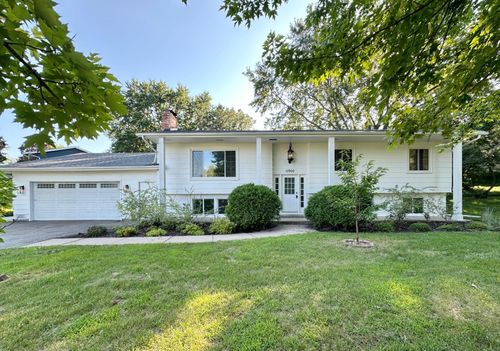 11900 Highland View Cir, Burnsville, MN, 55337-3026 | Card Image