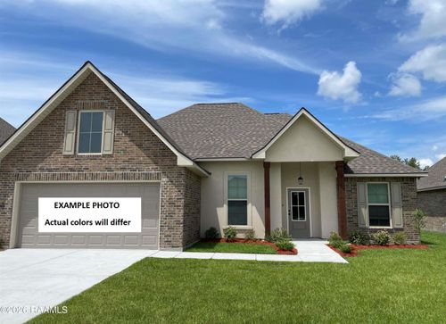 107 Garden Meadows Dr, Lafayette, LA, 70506-6381 | Card Image