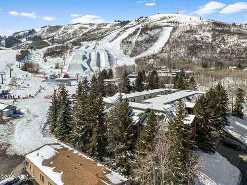 17-401 Silver King Dr, Park City, UT, 84060-5128 | Card Image