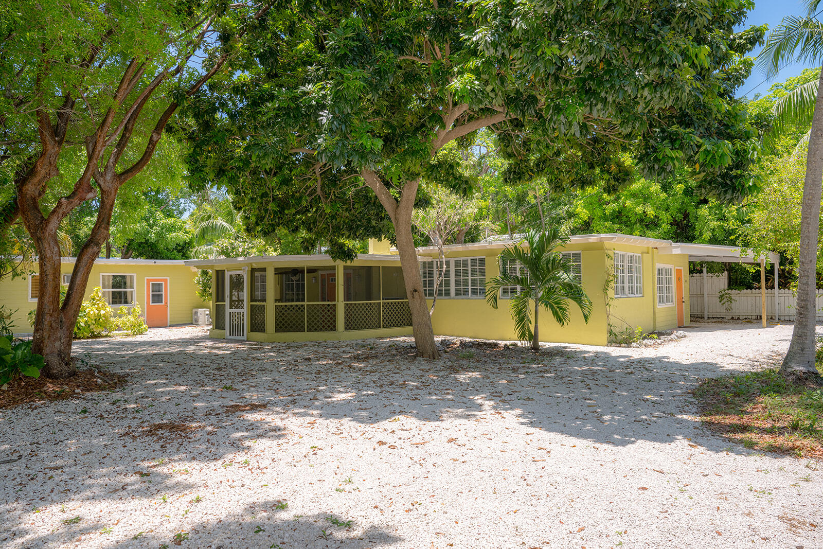 Bay Harbor Dr, Key Largo, FL 33037