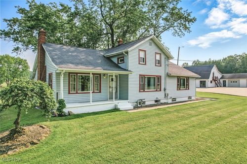 4085 Herner County Line Rd, Southington, OH, 44470-9551 | Card Image