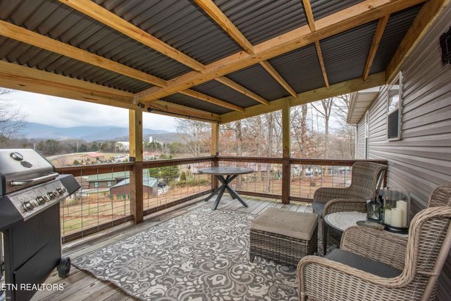 221 Kaysprings Cir, House other with 3 bedrooms, 2 bathrooms and null parking in Jacksboro TN | Image 22