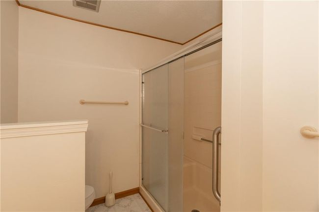 2080 Miracle Dr, Condo with 3 bedrooms, 2 bathrooms and null parking in Columbus IN | Image 16