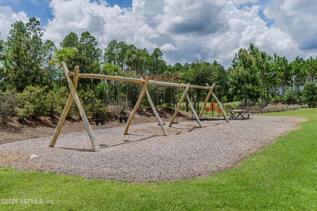 575 Buttonwood Loop, House other with 3 bedrooms, 2 bathrooms and null parking in Yulee FL | Image 70
