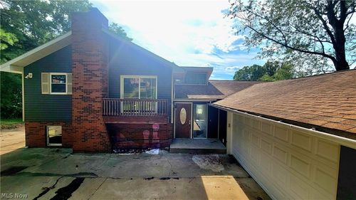 240 Woodland Acres Rd, Marietta, OH, 45750-6800 | Card Image
