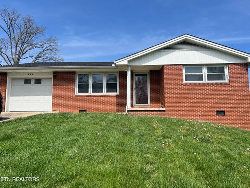 936 Delrose Dr, Kingsport, TN, 37660-3332 | Card Image