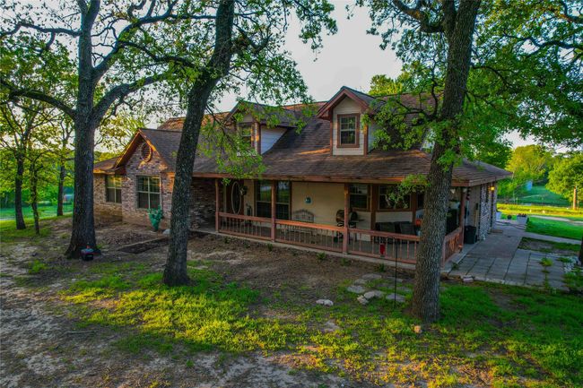 View of front of house with a porch | Image 25