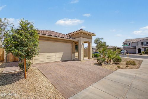 8954 W San Juan Avenue, Glendale, AZ, 85305 | Card Image