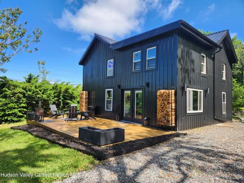 5628 S 3rd St, Hudson, NY, 12534 | Card Image