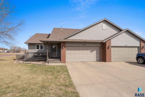 1200 E 61st St Street, Sioux Falls, SD, 57108 | Card Image