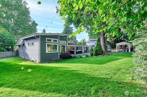 20 Cascade Ky, Bellevue, WA, 98006-1002 | Card Image