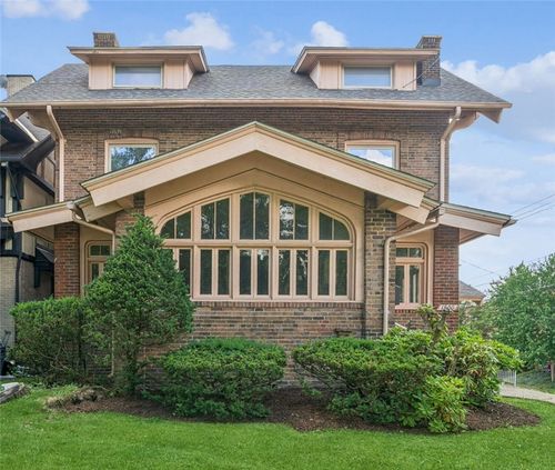 1900 Wightman Street, Squirrel Hill, PA, 15217 | Card Image