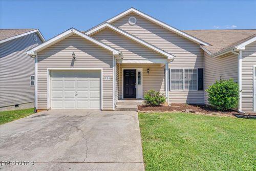 924 Ashley Michelle Ct, Knoxville, TN, 37934-7053 | Card Image