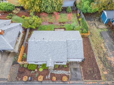 449 W Agee St, House other with 2 bedrooms, 1 bathrooms and 1 parking in Roseburg OR | Image 3