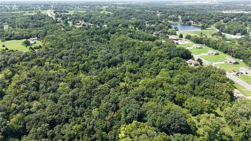 8535 Kill Creek Road, De Soto, KS, 66018 | Card Image