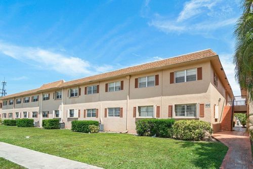 2390-600 Sw 2nd Ave, Boca Raton, FL, 33432-5926 | Card Image