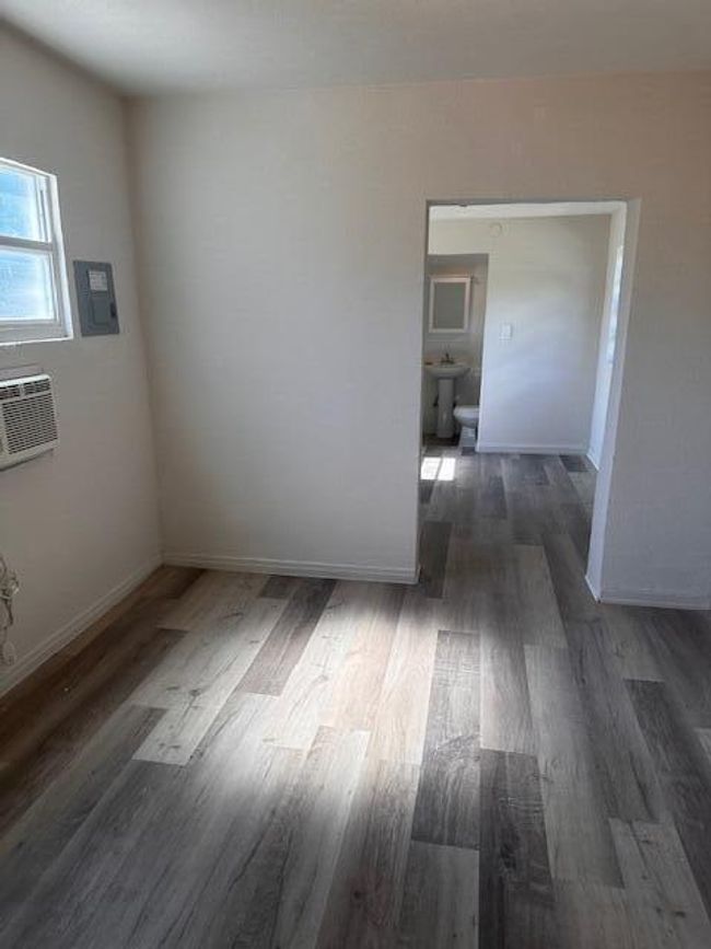 1134 Peak Rd, House other with 2 bedrooms, 2 bathrooms and null parking in Lantana FL | Image 8