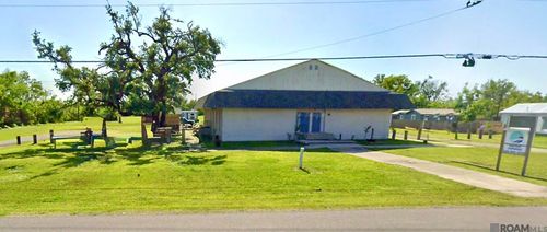 21118 Highway 1, Golden Meadow, LA, 70357-5211 | Card Image