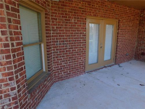 2050 Oak Grove Rd Ne, atlanta, GA, 30345-3882 | Card Image