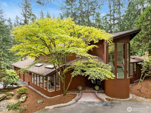 5004 134th Pl Ne, Bellevue, WA, 98005-1019 | Card Image