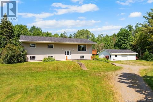 4244 Rte 105, Upper Queensbury, NB, E6G1X9 | Card Image