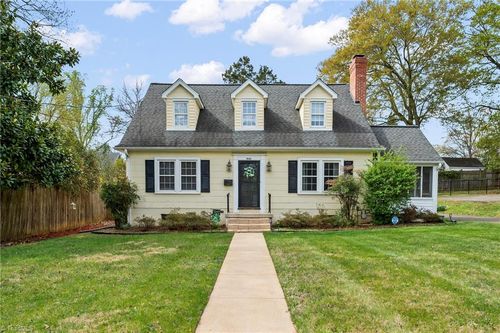 1940 Robinhood Road, Winston-Salem, NC, 27104 | Card Image
