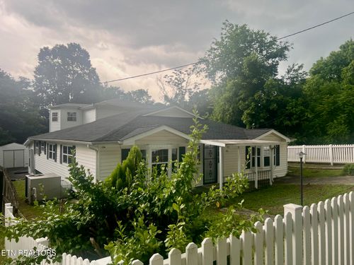 400 Furnace Ave, Rockwood, TN, 37854-2104 | Card Image