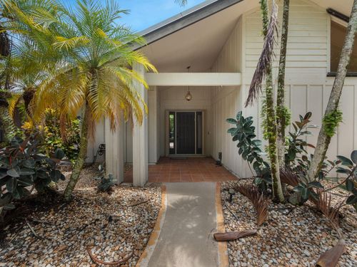 2111 Sw Racquet Club Dr, Palm City, FL, 34990-2303 | Card Image
