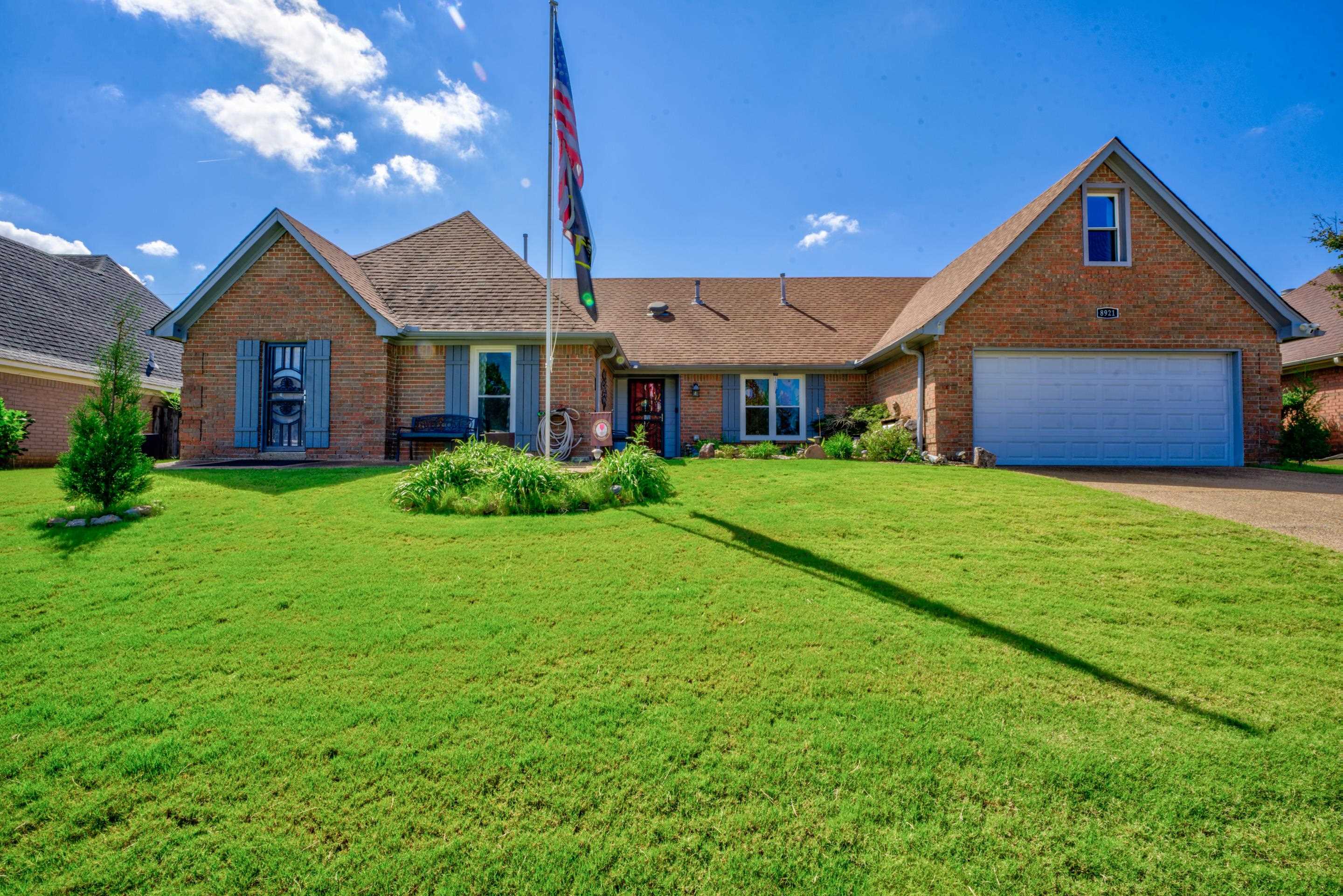 Chimneyrock Blvd, Cordova, TN 38016