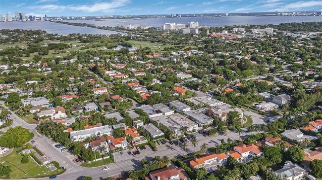 APT-7 - 2858 Pine Tree Dr, Condo with 1 bedrooms, 2 bathrooms and null parking in Miami Beach FL | Image 32