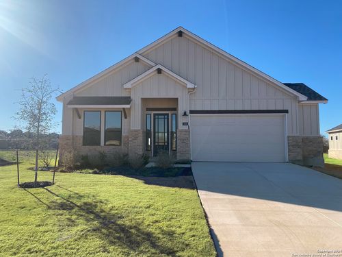 152 W Magnolia Cir, La Vernia, TX, 78121-0108 | Card Image