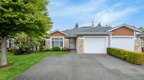 111-1919 St. Andrews Pl, Courtenay, BC, V9N9J4 | Card Image
